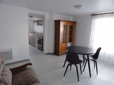 appartement t2 meublé de 54 m²