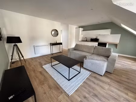 immeuble 180 m² aizenay