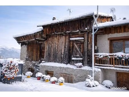 chalet 5 pièces 165 m²