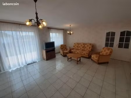 pavillon 4 pièces 94 m²