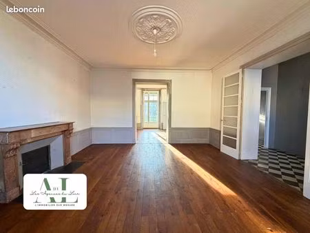 maison 6 pièces 155 m²