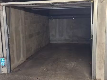 location garage box 14m2