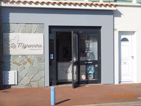 loue local commercial