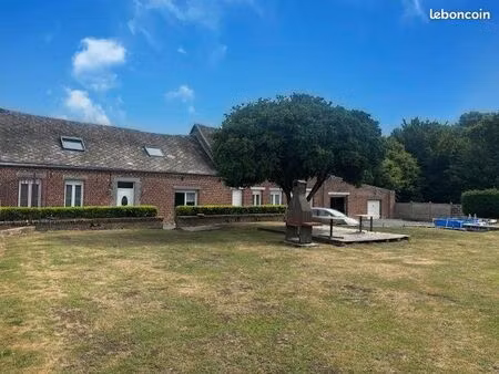 propriété 5 pièces 205 m²