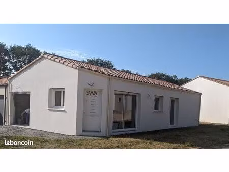 maison t4 de 72 m² – 3 chambres – garage – libre en mars 2026