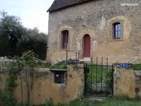 coudrecieux : maison de caractère à louer