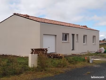 location maison neuve doix