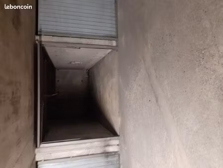 vend garage box 1 place fermé