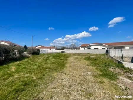 terrain boutheon centre