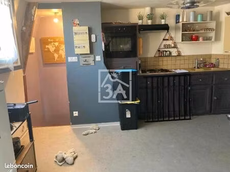 immeuble 8 pièces 145 m²