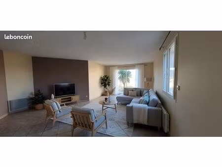 villa 5 pièces 98 m²