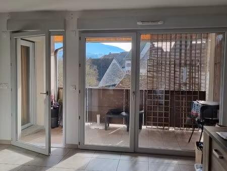 appartement 66m2 + terrasse +garage