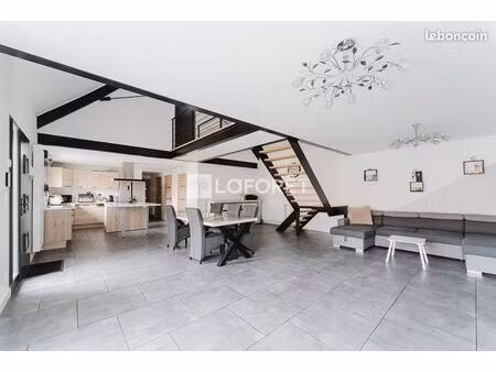 maison 5 pièces 122 m²