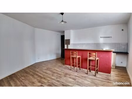 appartement 2 pièces 50 m²