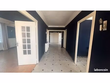 lot immobilier: t4 avec excellent potentiel d'aménagement avec terrasse - petit t2 – parki