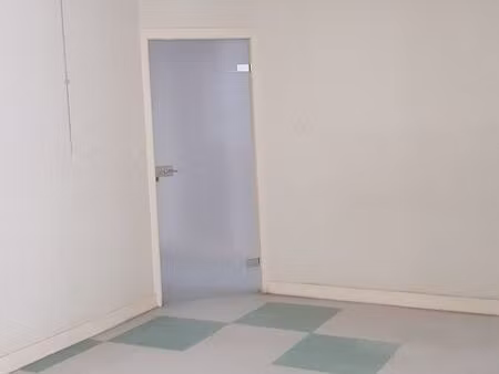 local 100 m² montval-sur-loir