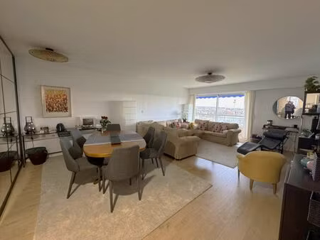 a 5min à pied de la gare - magnifique appartement avec vue imprenable sur le lac