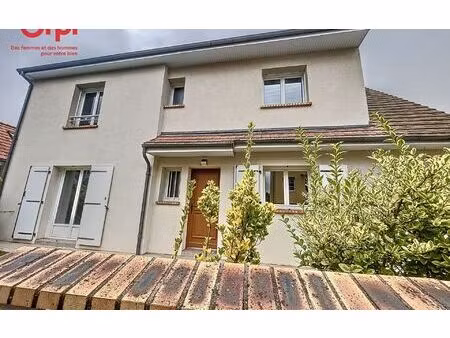 location maison  m² t-4 à le mans  1 015 €