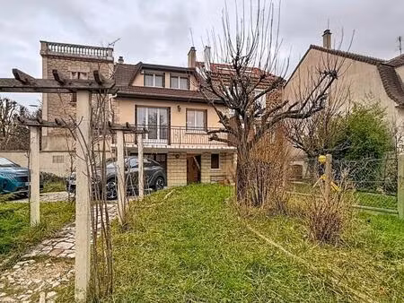 maison de 4 pièces de 149 m² à rosny-sous-bois