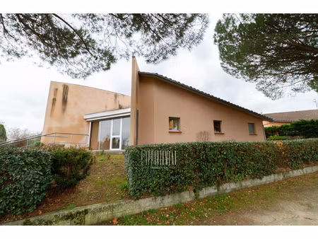 maison indépendante non mitoyenne 174 m2 habitables + 174