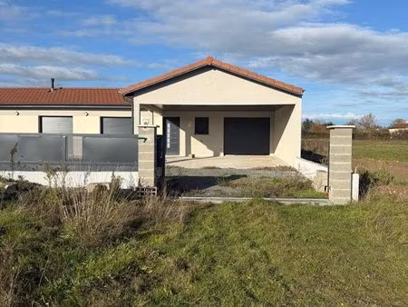 maison neuve   aménagé