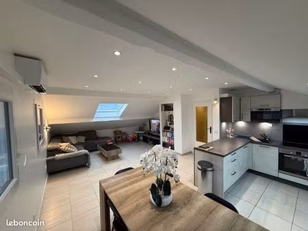 appartement lumineux avec terrain privatif