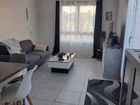 appartement t2 avec terrasse et garage