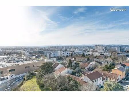 appartement 4 pièces 74 m²