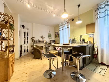 nimes carre d'art / jean jaures - t2 meuble