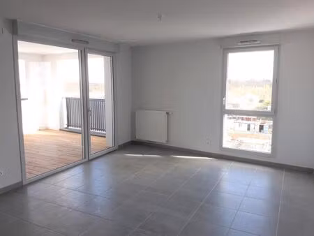 t3 avec loggia et parking à toulouse