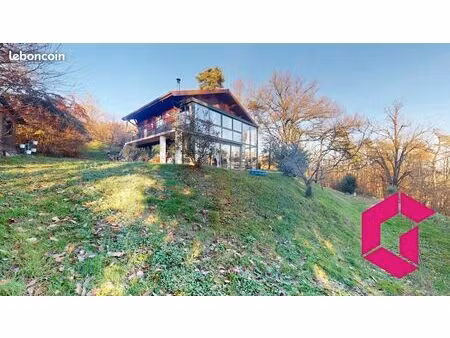 chalet 6 pièces 137 m²