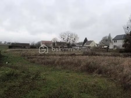 terrain de 3 516 m² à noyon