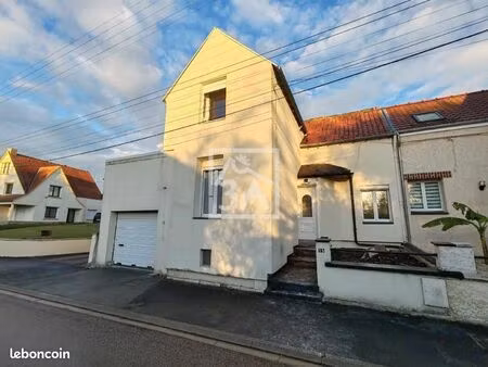 maison 5 pièces 95 m²