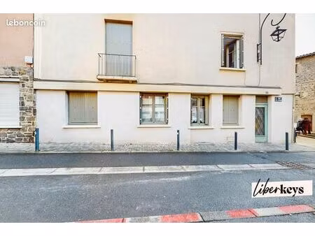immeuble 5 pièces 136 m²