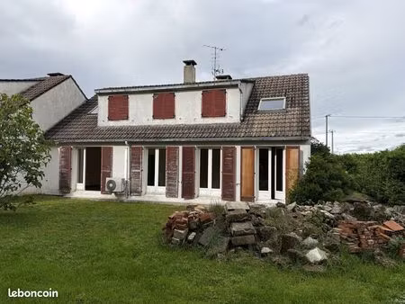 maison 9 pièces 149 m²