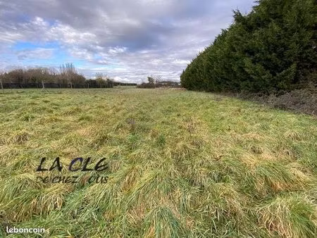 terrain 1640 m² vix