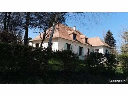 maison 7 chambres sur 1 hectare etang sapinière en périgord vert