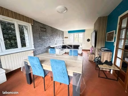 pavillon 7 pièces 140 m²