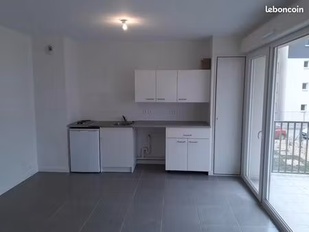 studio 31m2 avec terrasse 9m²