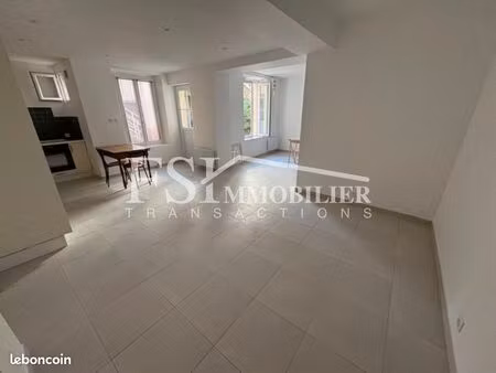 appartement 2 pièces 60 m²