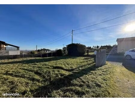 terrain 796 m² odenas