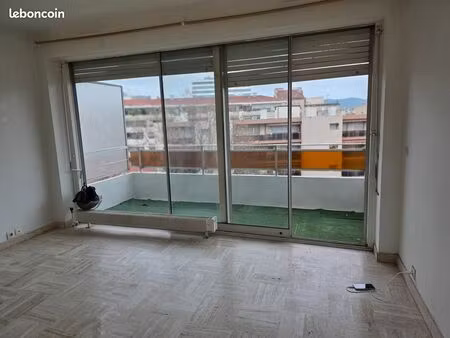 studio 17 bd jeanne d'arc 13005