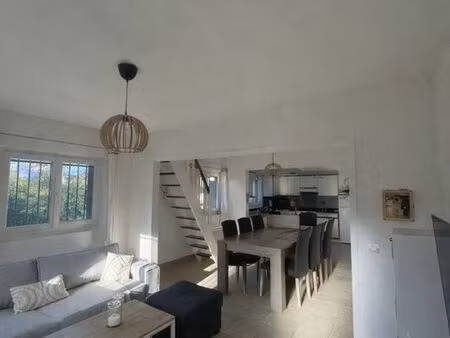 appartement/terrasse/jardin/parking 3min de lisieux