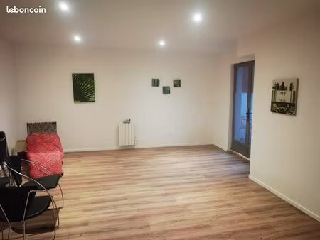 location local commercial