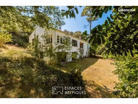 propriété 4 pièces 115 m²