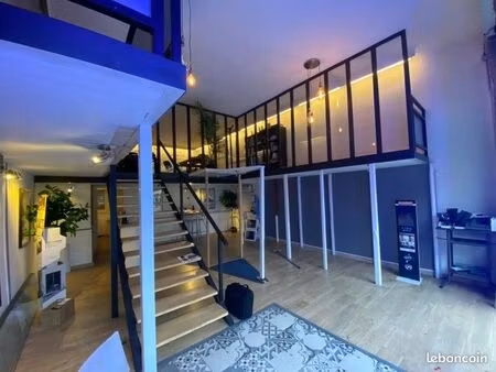 local commercial 65 m²