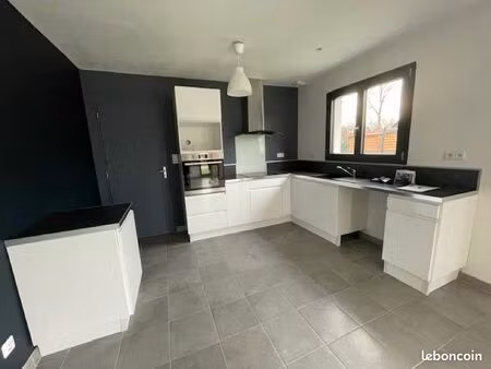 maison individuelle proche leclerc vannes