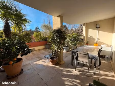 f3 68 m² avec terrasse 45 m² sans vis-à-vis – caluire