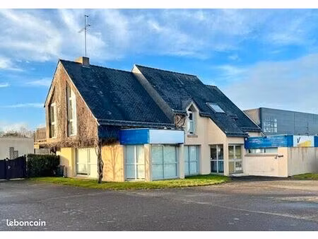 immeuble 4 pièces 223 m²