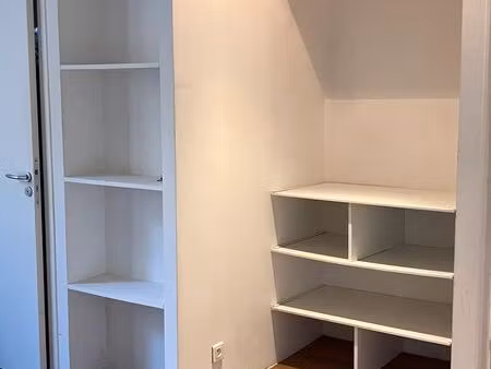 particulier loue studio